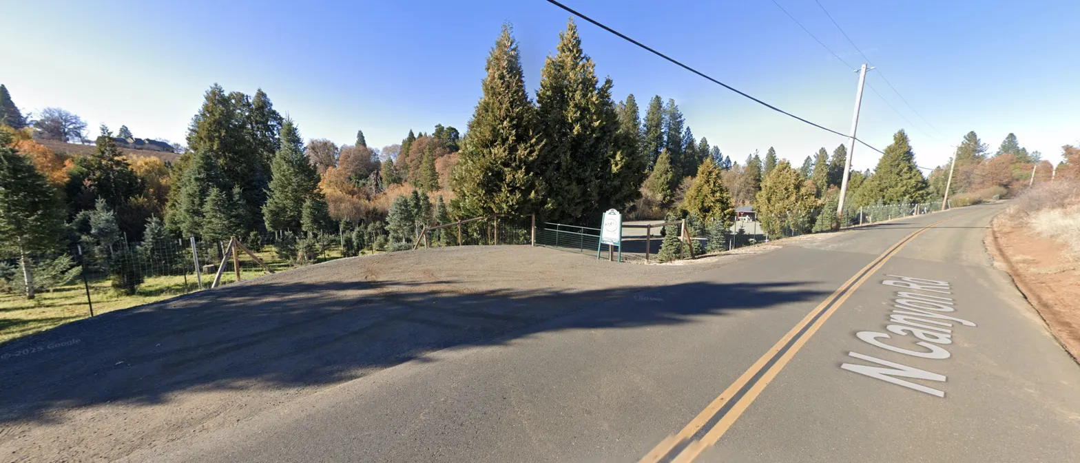 Parking entrance driveway